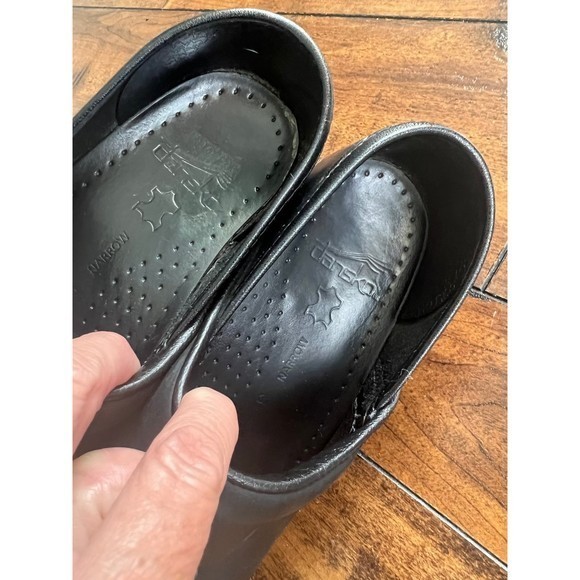Dansko Women’s Professional Black‎ Clogs- Size 6.5-7—Size 37 - Picture 9 of 9